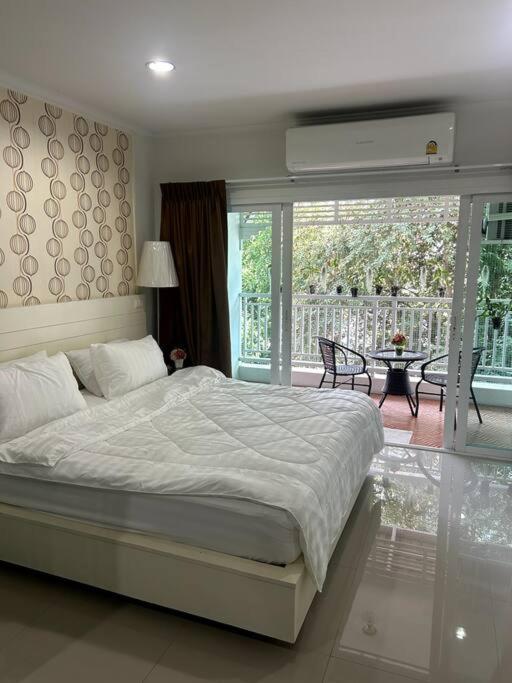Baan Klang Condo In Central HHQ Zewnętrze zdjęcie